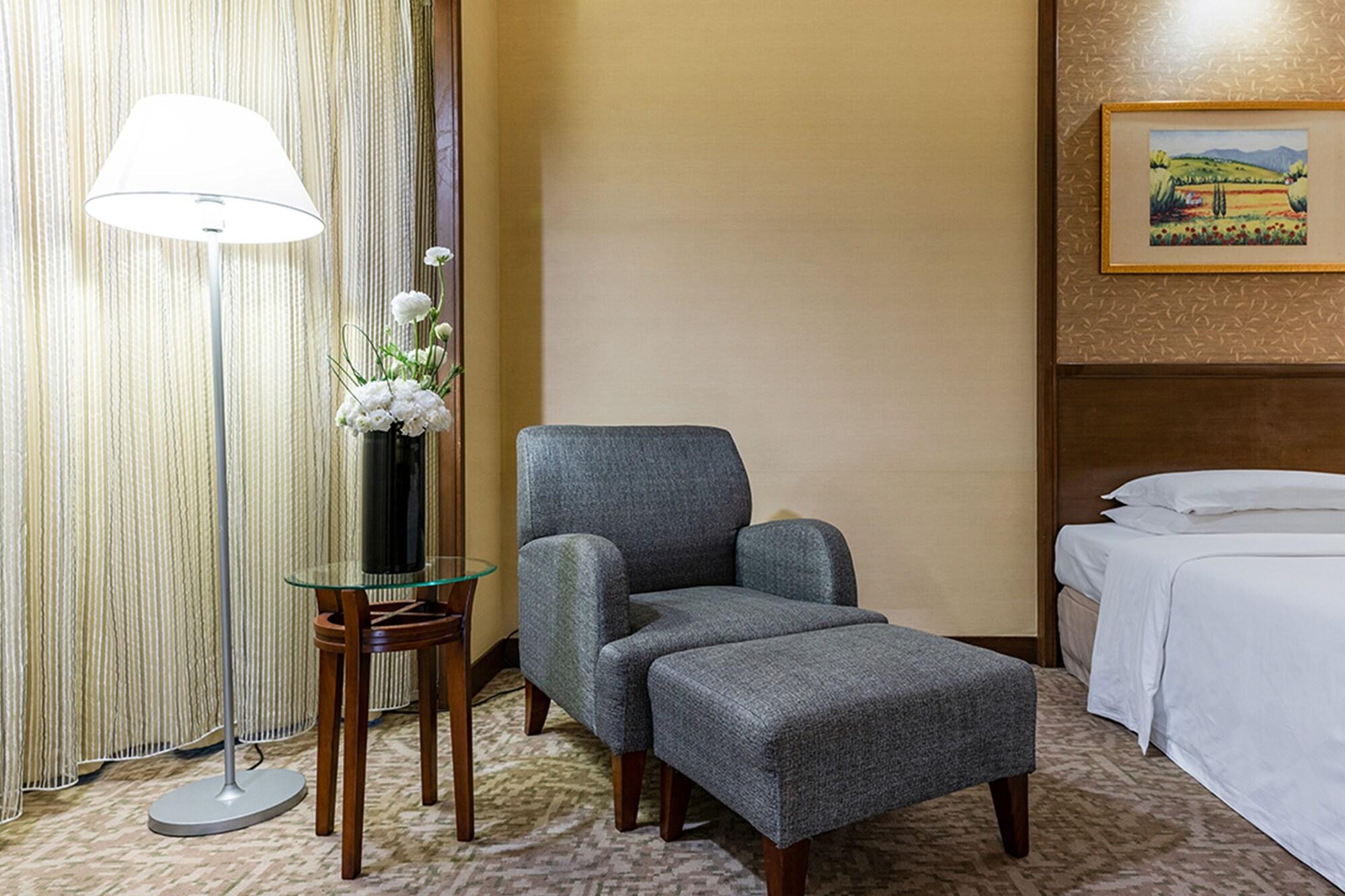 Millennium Harbourview Xiamen-near Metro Station & Zhongshan Road 5*