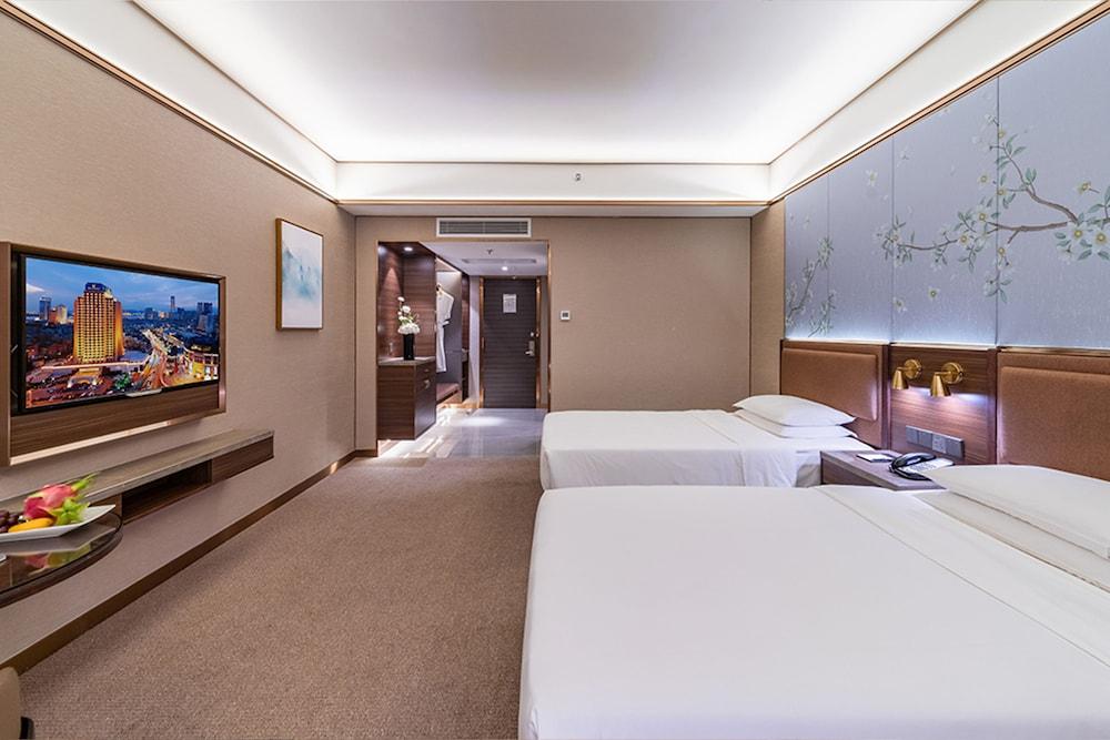 Millennium Harbourview Xiamen-near Metro Station & Zhongshan Road Hotel